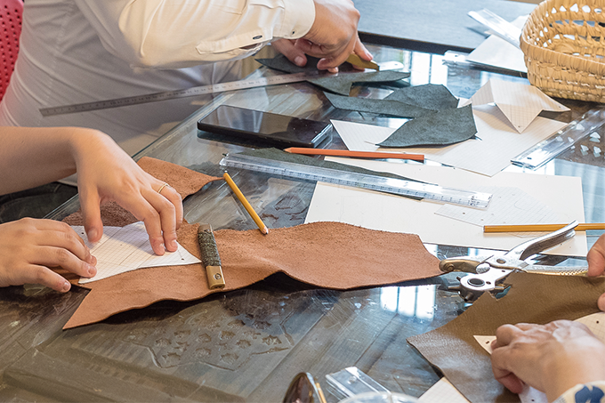 leatherworking_workshop